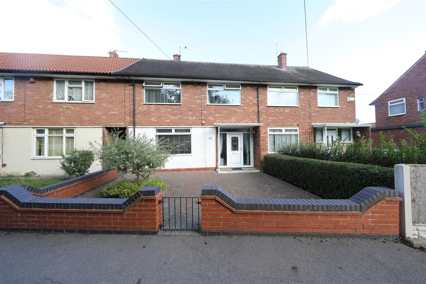 Property & Houses for Sale & Let in Hull Symonds & Greenham